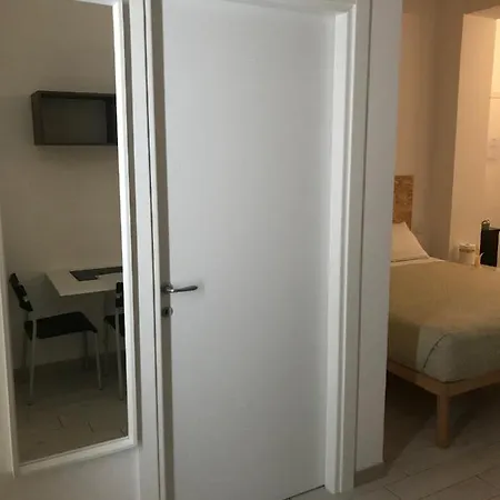 Oda ve Kahvaltı Frontemare Faleria