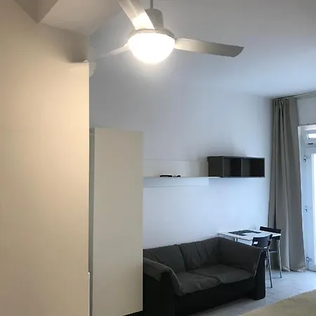 Oda ve Kahvaltı Frontemare Faleria 3*