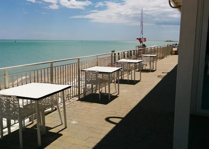 Frontemare Faleria 3* Porto SantʼElpidio