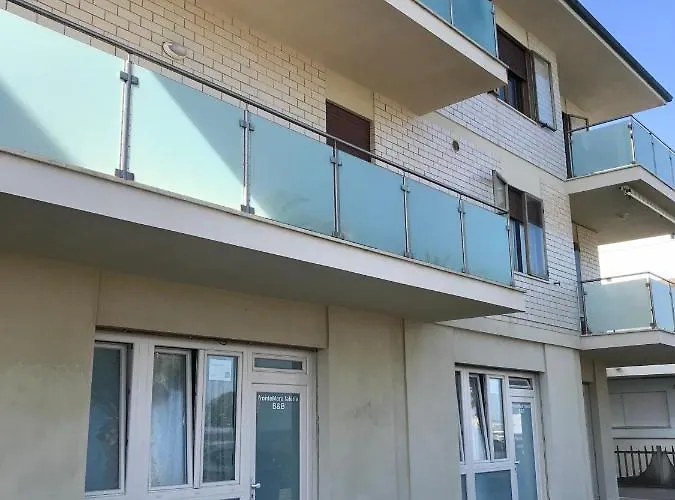 Couette-café Frontemare Faleria