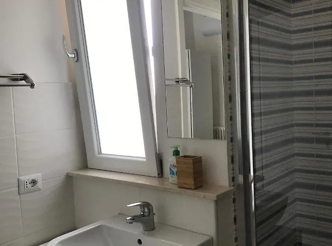 Couette-café Frontemare Faleria 3*