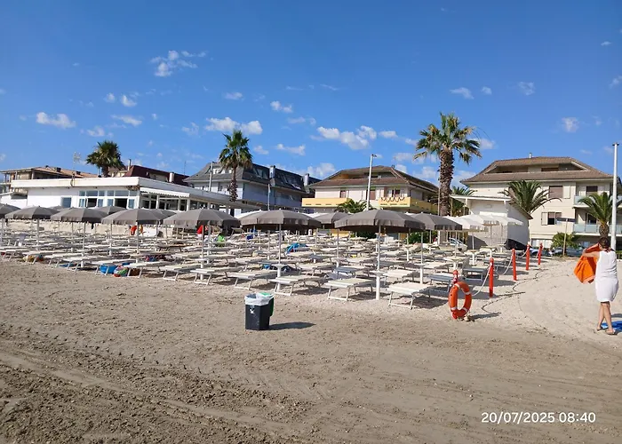 Couette-café Frontemare Faleria