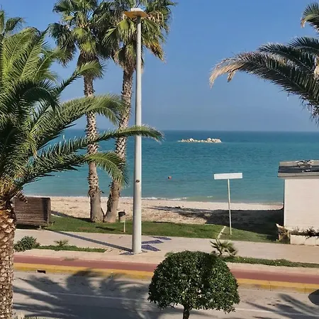 Frontemare Faleria Porto SantʼElpidio