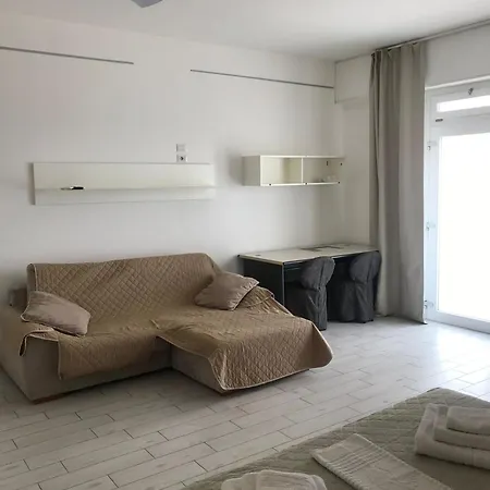 Frühstückspension Frontemare Faleria Porto SantʼElpidio