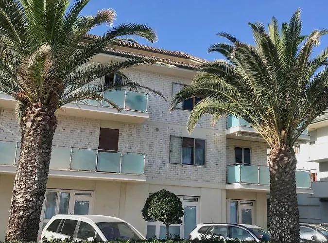Bed & Breakfast Frontemare Faleria 3*